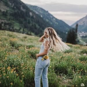 Meet your Posher, Sabrina